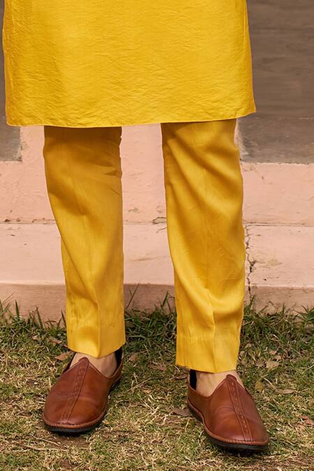 Shop_Chhavvi Aggarwal_Yellow Brocade, Chanderi Silk, Silk, Cotton Bloom Woven Banarasi Bundi Kurta Set _Online_at_Aza_Fashions