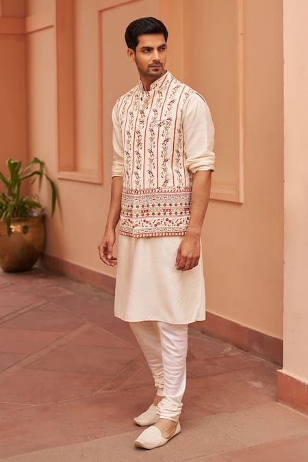 Shop Chhavvi Aggarwal Ivory Chanderi Silk, Cotton Embroidery Blossom Vine Print Bundi Kurta Set Online at Aza Fashions Shop_Chhavvi Aggarwal_Ivory Chanderi Silk, Cotton Embroidery Blossom Vine Print Bundi Kurta Set _Online_at_Aza_Fashions