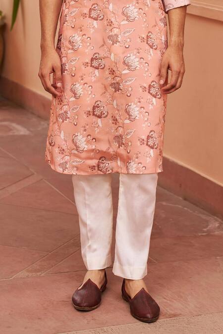 Chhavvi Aggarwal Pink Crepe, Cotton Gardenia Bloom Print Collared Kurta With Pant Online at Aza Fashions Chhavvi Aggarwal_Pink Crepe, Cotton Gardenia Bloom Print Collared Kurta With Pant _Online_at_Aza_Fashions