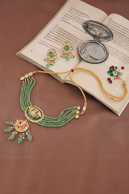ChhavI'S Jewels Clover Bloom Kundan & Polki Studded Jewellery Set 