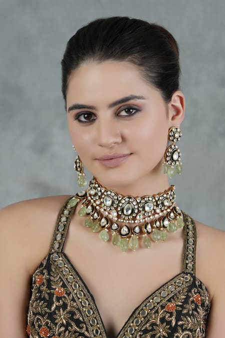 Chhavi's Jewels Green Kundan Petal Bloom And Polki Studded Jewellery Set 