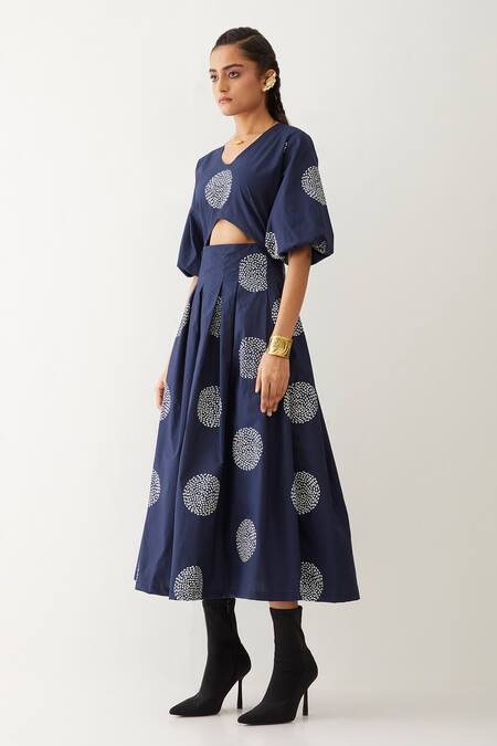 Son Of A Noble Snob Blue Cotton, Poplin V-neck Becca Beans Floral Print Dress Online at Aza Fashions Son Of A Noble Snob_Blue Cotton, Poplin V-neck Becca Beans Floral Print Dress _Online_at_Aza_Fashions