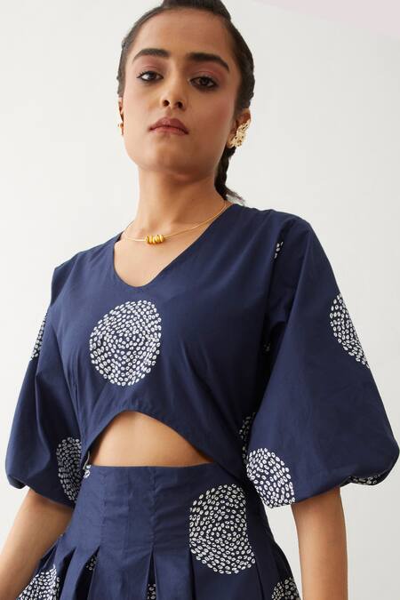 Shop Son Of A Noble Snob Blue Cotton, Poplin V-neck Becca Beans Floral Print Dress Online at Aza Fashions Shop_Son Of A Noble Snob_Blue Cotton, Poplin V-neck Becca Beans Floral Print Dress _Online_at_Aza_Fashions