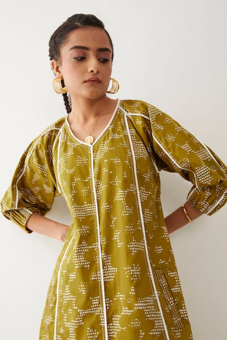 Son Of A Noble Snob Gold Cotton Satin V-neck Frida Void Print Dress Online at Aza Fashions Son Of A Noble Snob_Gold Cotton Satin V-neck Frida Void Print Dress _Online_at_Aza_Fashions
