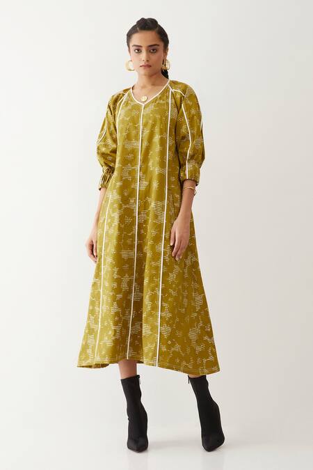 Buy Son Of A Noble Snob Gold Cotton Satin V-neck Frida Void Print Dress Online at Aza Fashions Buy_Son Of A Noble Snob_Gold Cotton Satin V-neck Frida Void Print Dress _Online_at_Aza_Fashions