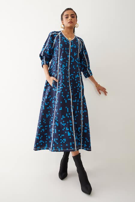 Son Of A Noble Snob Blue Cotton V-neck Frida Cube Print Dress Online at Aza Fashions Son Of A Noble Snob_Blue Cotton V-neck Frida Cube Print Dress _Online_at_Aza_Fashions