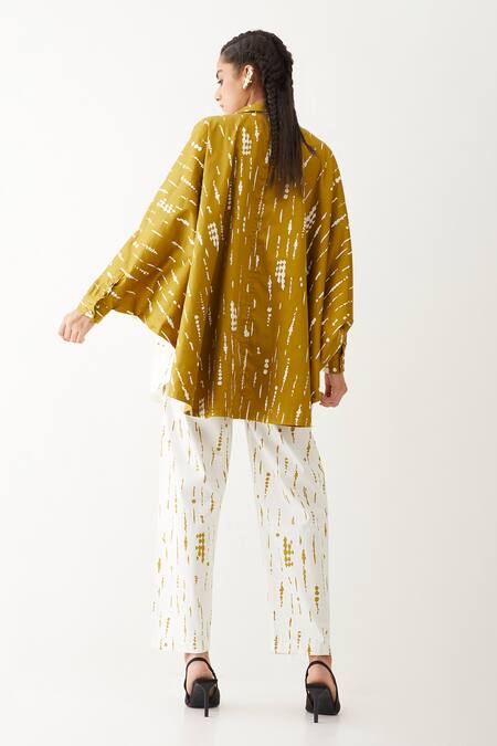 Shop Son Of A Noble Snob Off White Cotton Satin Printed Blot Collar Hidori Shirt And Pant Set at Aza Fashions Shop_Son Of A Noble Snob_Off White Cotton Satin Printed Blot Collar Hidori Shirt And Pant Set _at_Aza_Fashions