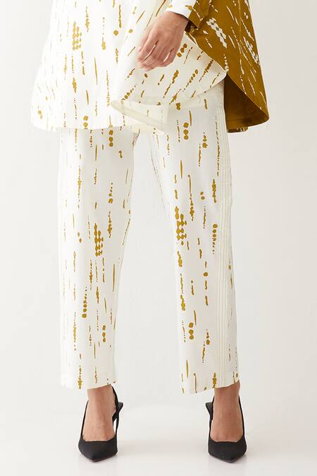 Son Of A Noble Snob Off White Cotton Satin Printed Blot Collar Hidori Shirt And Pant Set Online at Aza Fashions Son Of A Noble Snob_Off White Cotton Satin Printed Blot Collar Hidori Shirt And Pant Set _Online_at_Aza_Fashions