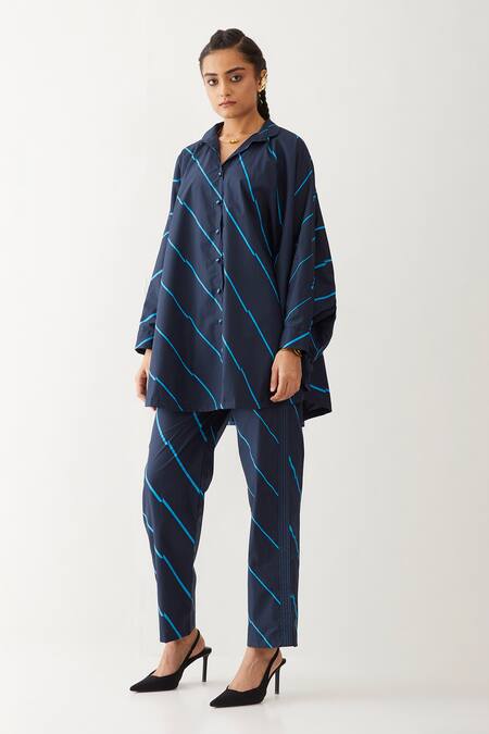 Son Of A Noble Snob_Blue Cotton Poplin Printed Bias Collar Hidori Shirt And Pant Set _at_Aza_Fashions