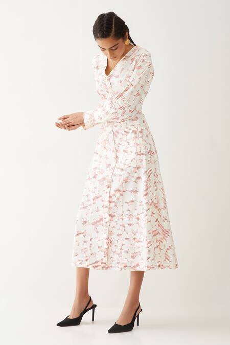 Shop Son Of A Noble Snob Off White Cotton Satin V-neck Innis Printed Dress Online at Aza Fashions Shop_Son Of A Noble Snob_Off White Cotton Satin V-neck Innis Printed Dress _Online_at_Aza_Fashions
