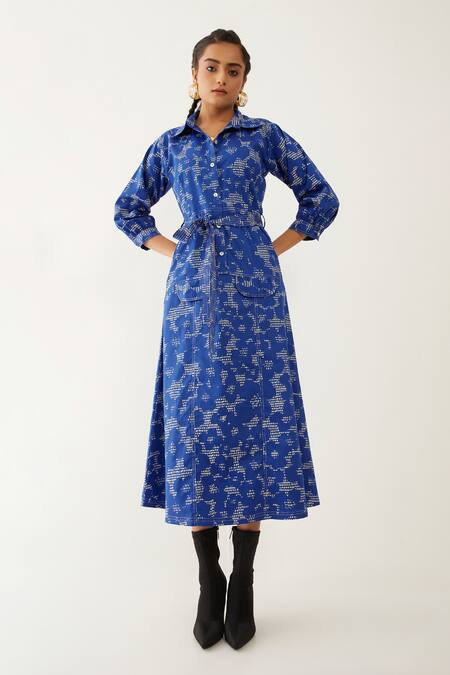 Son Of A Noble Snob_Blue Cotton Satin Collared Bonie Void Print Dress _Online_at_Aza_Fashions
