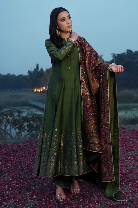 Shop_Safaa_Green Velvet, Velour Embroidery Round Neck The Duha Floral Woven Anarkali Set _Online_at_Aza_Fashions