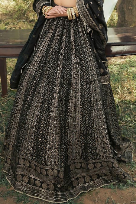Safaa_Black Velvet Embroidery V-neck The Heera Floral Woven Lehenga Set _Online_at_Aza_Fashions