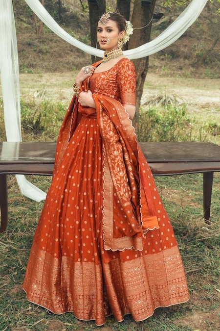 Safaa Orange Velvet, Viscose Embroidery The Minara Floral Booti Woven Lehenga Set 