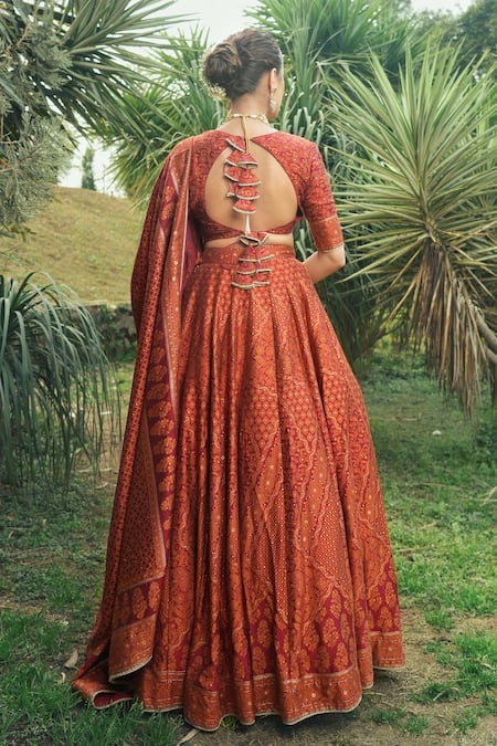 Safaa The Qalb Chikankari Woven Lehenga Set 