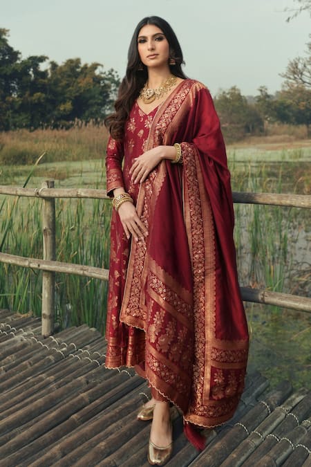 Safaa Red Vegan Silk Woven Floral V Neck The Selah Anarkali Set 