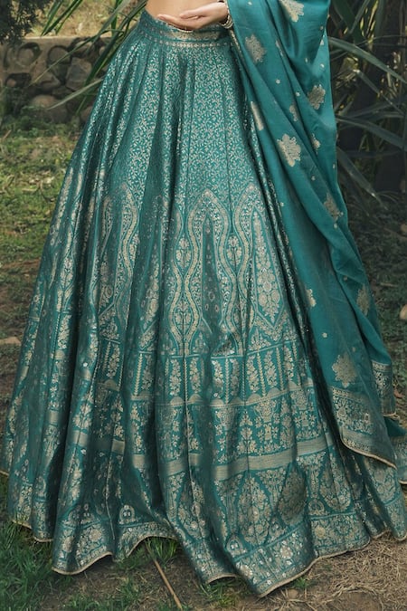 Safaa Blue Velvet Embroidery V-neck The Zalea Floral Woven Lehenga Set at Aza Fashions Safaa_Blue Velvet Embroidery V-neck The Zalea Floral Woven Lehenga Set _at_Aza_Fashions