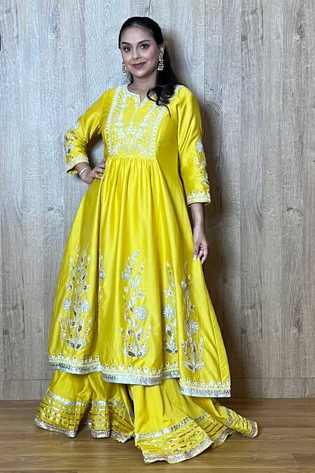 Shop Leela By A Yellow Chanderi, Organza, Linen Embroidery, Zari, Floral Anarkali Palazzo Set at Aza Fashions Shop_Leela By A_Yellow Chanderi, Organza, Linen Embroidery, Zari, Floral Anarkali Palazzo Set _at_Aza_Fashions