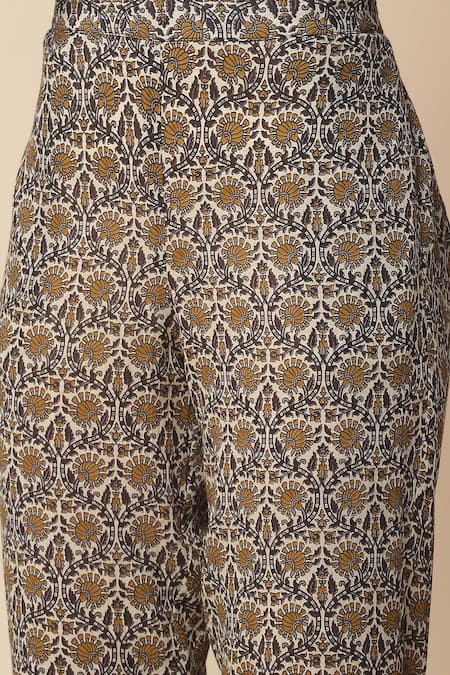 Shop Ritu Kumar, Ri.Ritu Kumar, aarke Ritu Kumar Grey Cotton, Georgette, Viscose Lace, Embroidery Ekka Mughal Print Kurta Set Online at Aza Fashions Shop_Ritu Kumar, Ri.Ritu Kumar, aarke Ritu Kumar_Grey Cotton, Georgette, Viscose Lace, Embroidery Ekka Mughal Print Kurta Set_Online_at_Aza_Fashions