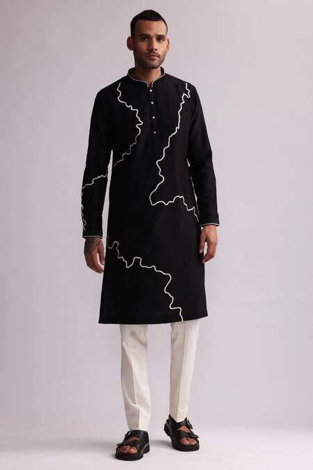 Shop Countrymade Black Chanderi Embroidery Contour Line Threadwork Kurta With Pant Online at Aza Fashions Shop_Countrymade_Black Chanderi Embroidery Contour Line Threadwork Kurta With Pant _Online_at_Aza_Fashions