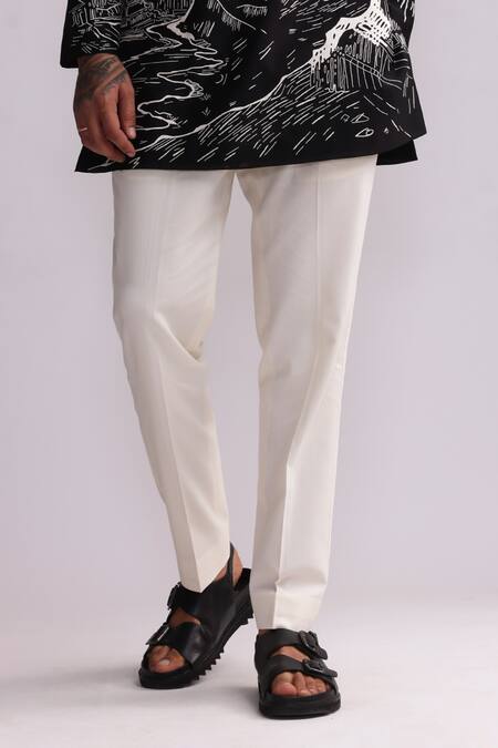 Buy Countrymade Black Chanderi Embroidery Canyon Threadwork Short Kurta With Pant Online at Aza Fashions Buy_Countrymade_Black Chanderi Embroidery Canyon Threadwork Short Kurta With Pant _Online_at_Aza_Fashions