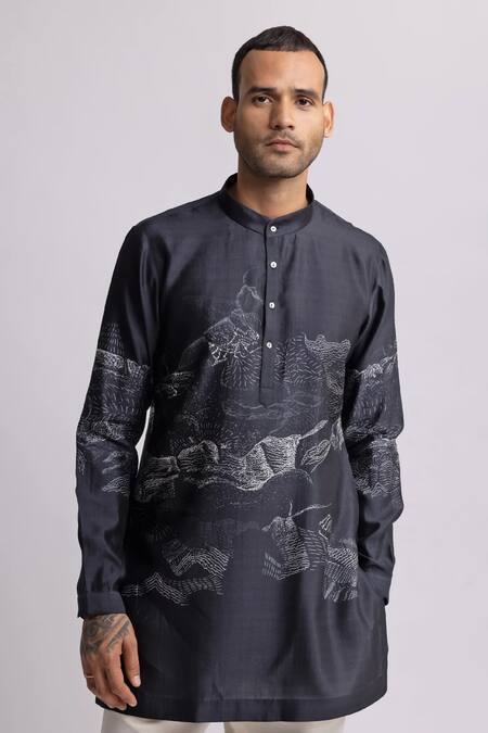 Countrymade_Black Silk Dunkirk Printed Short Kurta _Online_at_Aza_Fashions