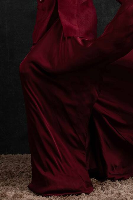 Shikha And Srishti Design_Maroon Crepe Cut Work Sweetheart , Open Embroidered Jacket Skirt Set _Online_at_Aza_Fashions