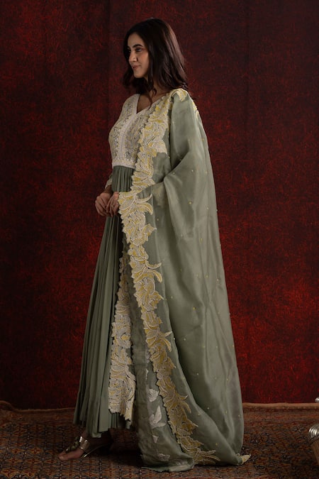 Shikha And Srishti Design_Green Crepe Diamonds, Embroidery V-neck Beads Anarkali With Dupatta _Online_at_Aza_Fashions