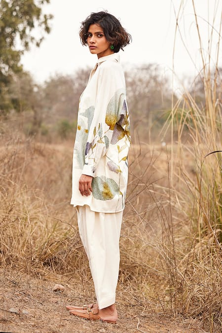 Shop_Kharakapas_Off White Cotton Collared Pahadi Floral Print Shirt And Salwar Pant Set _at_Aza_Fashions