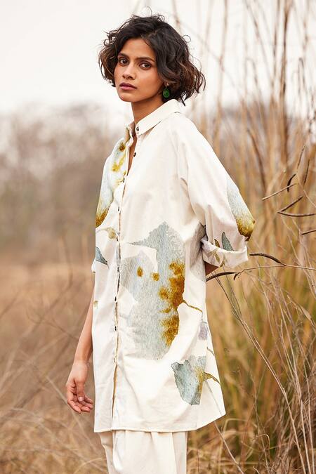 Shop_Kharakapas_Off White Cotton Collared Pahadi Floral Print Shirt And Salwar Pant Set _Online_at_Aza_Fashions