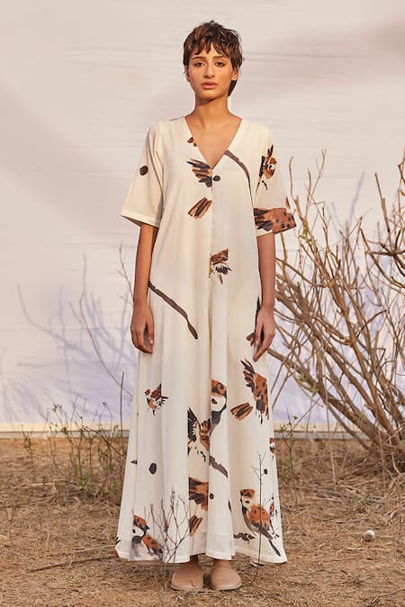 Kharakapas_Off White Cotton V-neck Ghironi Bird Print Jumpsuit _Online_at_Aza_Fashions