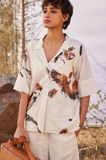 Shop_Kharakapas_Off White Cotton Collared Chidiya Print Shirt And Pant Set _Online_at_Aza_Fashions