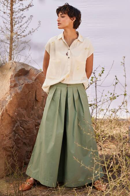 Shop_Kharakapas_Green Cotton Flared Pant _Online_at_Aza_Fashions