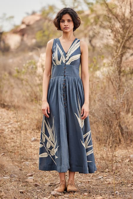 Kharakapas Dove Cotton Leaf Print Dress 