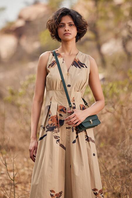 Buy_Kharakapas_Beige Poplin V-neck Mithi Bird Print Jumpsuit _Online_at_Aza_Fashions