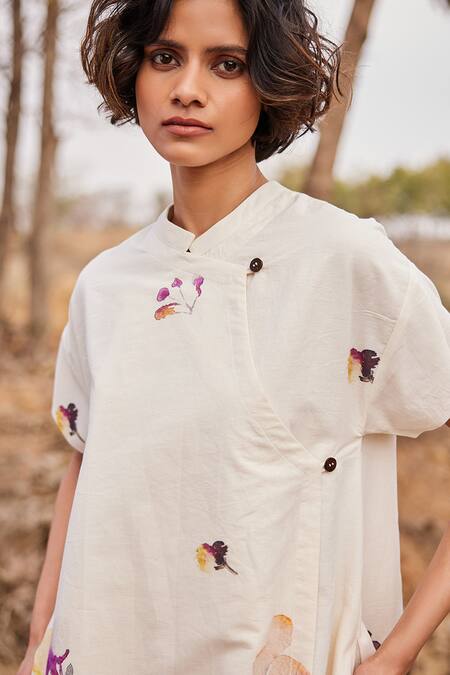 Shop_Kharakapas_Off White Cotton Collared Hortensia Floral Print Dress _Online_at_Aza_Fashions