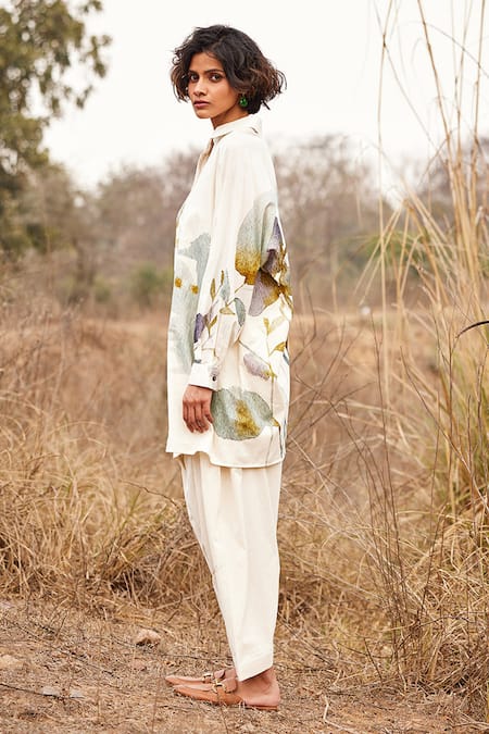 Shop_Kharakapas_Off White Cotton Collared Floral Print Long Shirt _at_Aza_Fashions