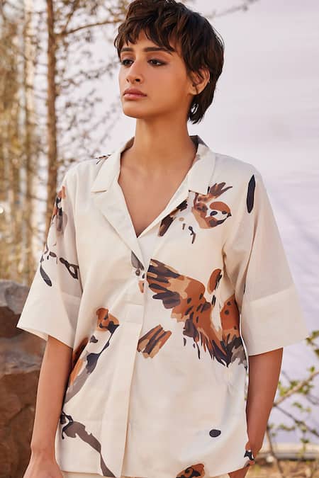 Buy_Kharakapas_Off White Cotton Collared Chidiya Printed Mul Shirt _Online_at_Aza_Fashions