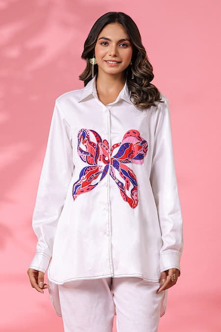 Shop K-Anshika White Cotton Embroidered Resham Thread Collar Shirt And Pant Set Online at Aza Fashions Shop_K-Anshika_White Cotton Embroidered Resham Thread Collar Shirt And Pant Set _Online_at_Aza_Fashions