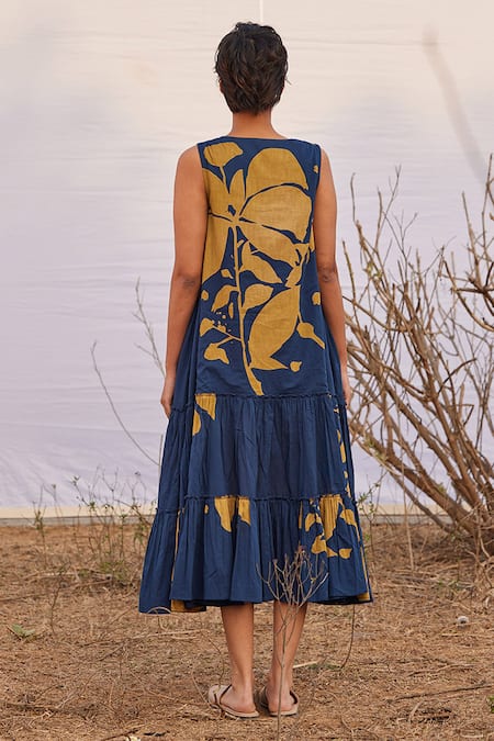 Shop_Kharakapas_Blue Cotton V-neck Abstract Floral Tiered Midi Dress _at_Aza_Fashions