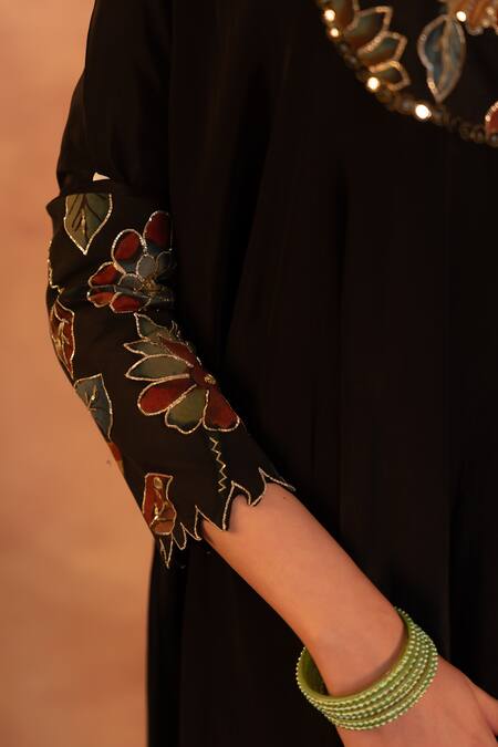 Buy Aamra By Lavanya Black Crape Hand Embroidery Mirror Notched Painted Kaftan With Pant Online at Aza Fashions Buy_Aamra By Lavanya_Black Crape Hand Embroidery Mirror Notched Painted Kaftan With Pant _Online_at_Aza_Fashions