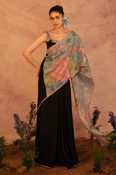 AAMRA BY LAVANYA Kalamkari Hand Painted Saree With Bustier 