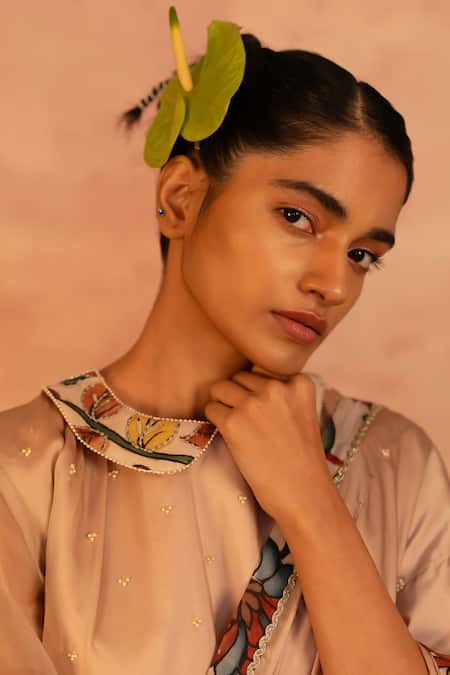 Aamra By Lavanya_Beige Organza, Satin Pearls, Embroidery Collared Stripe Hand Saree With Blouse _Online_at_Aza_Fashions