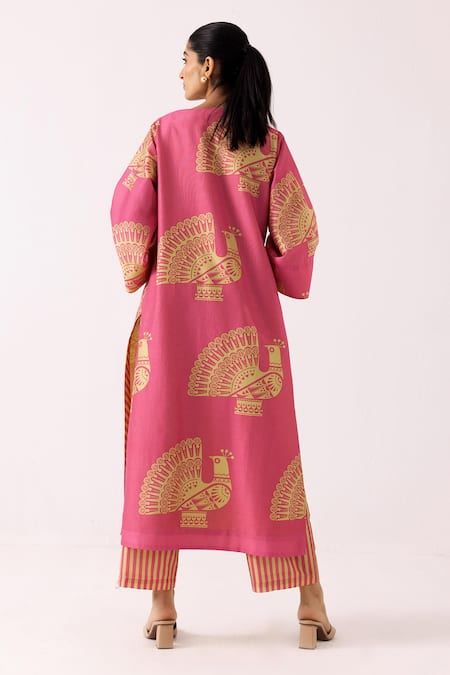Shop Label Shreya Sharma Pink Chanderi, Cotton Embroidery Split V-neck Peacock Pattern Kurta With Pant at Aza Fashions Shop_Label Shreya Sharma_Pink Chanderi, Cotton Embroidery Split V-neck Peacock Pattern Kurta With Pant _at_Aza_Fashions