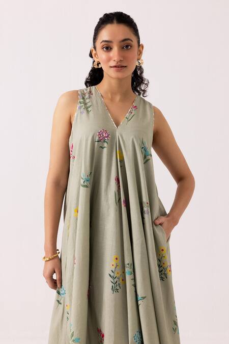 Label Shreya Sharma_Green Cotton Embroidery V-neck Blossom Patterned Dress _Online_at_Aza_Fashions