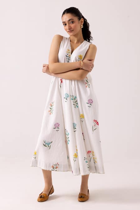 Buy_Label Shreya Sharma_White Cotton Embroidery V-neck Floral Pattern Dress _Online_at_Aza_Fashions
