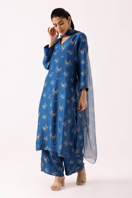 Shop Label Shreya Sharma Blue Cotton, Silk, Kota Doria V-neck Flower Print Kurta Pant Set Online at Aza Fashions Shop_Label Shreya Sharma_Blue Cotton, Silk, Kota Doria V-neck Flower Print Kurta Pant Set _Online_at_Aza_Fashions