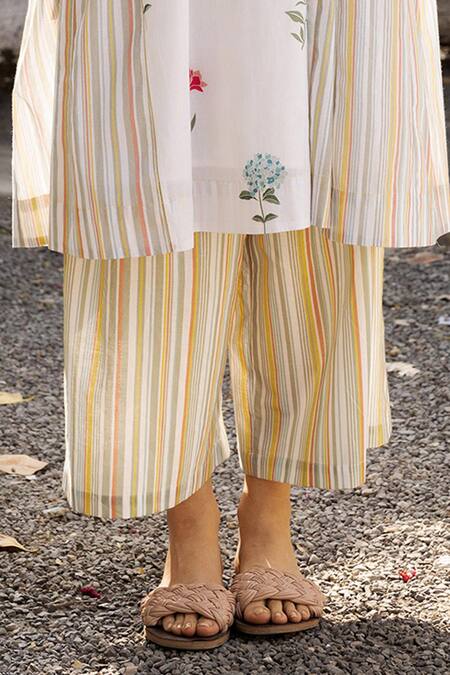 Buy Label Shreya Sharma White Cotton Embroidery V-neck Flower And Stripe Print Kurta With Pant Online at Aza Fashions Buy_Label Shreya Sharma_White Cotton Embroidery V-neck Flower And Stripe Print Kurta With Pant _Online_at_Aza_Fashions