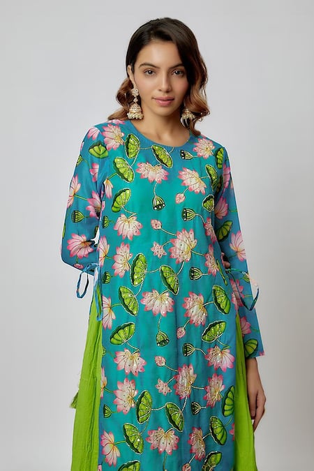 Buy_Yuvraani Jaipur_Blue Chanderi, Cotton Embroidery Round Neck Floral Print Kurta Pant Set _Online_at_Aza_Fashions