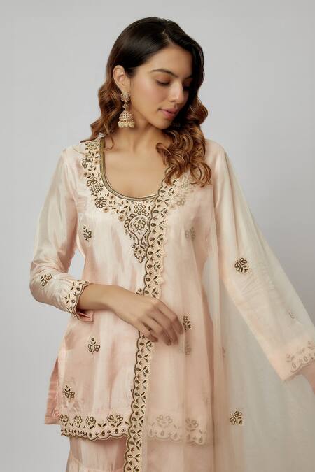 Buy Yuvraani Jaipur Pink Silk, Organza Embroidery Round Neck Aari Hand Kurta Sharara Set Online at Aza Fashions Buy_Yuvraani Jaipur_Pink Silk, Organza Embroidery Round Neck Aari Hand Kurta Sharara Set _Online_at_Aza_Fashions